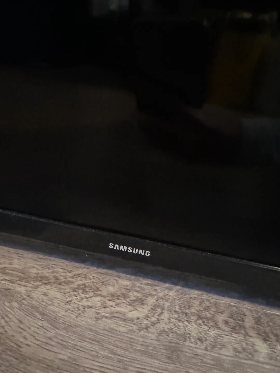 Samsung 32-inch Smart TV image indicator(2)