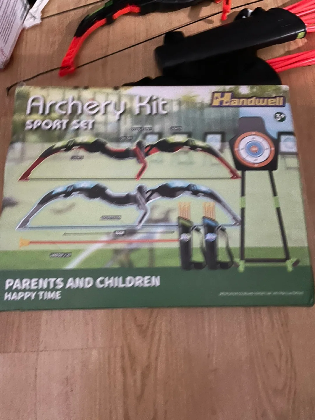 Handwell Archery Set Toy Bow and Arrow image indicator(4)