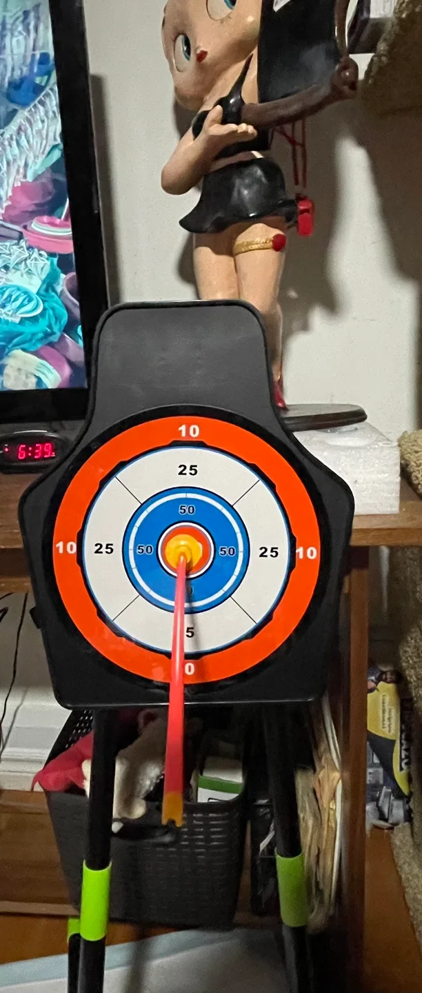 Handwell Archery Set Toy Bow and Arrow image indicator(2)