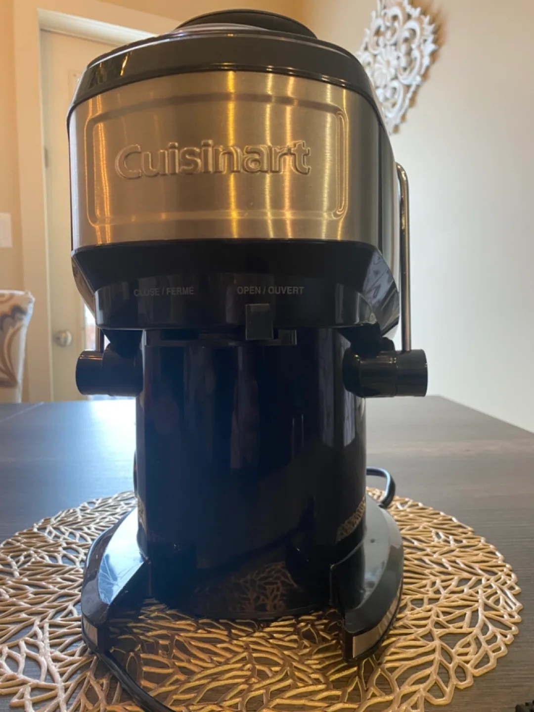 Cuisinart Compact Juicer/ Vegetable Extractor image indicator(3)