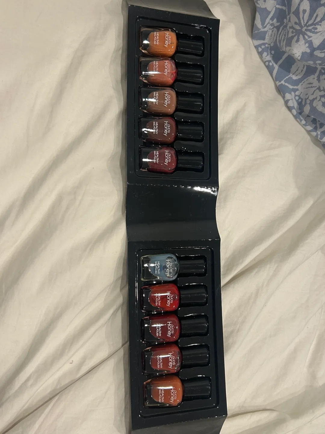 Honey Water-Based Peelable Nail Polish Set image indicator(3)