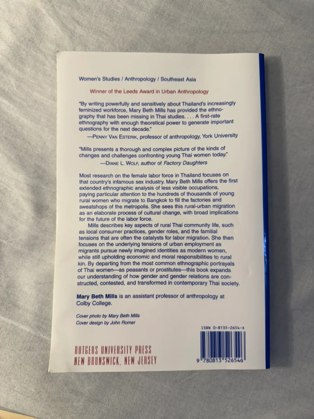 Thai Women in the Global Labor Force image indicator(2)