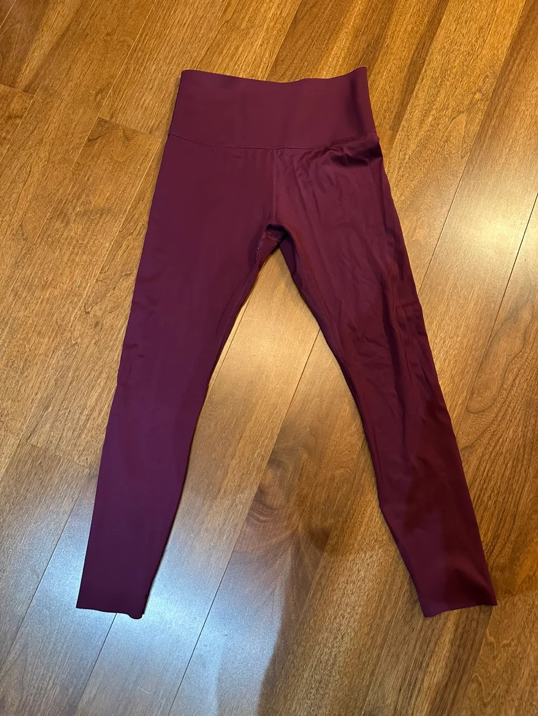 Knix high-rise legging image indicator(2)