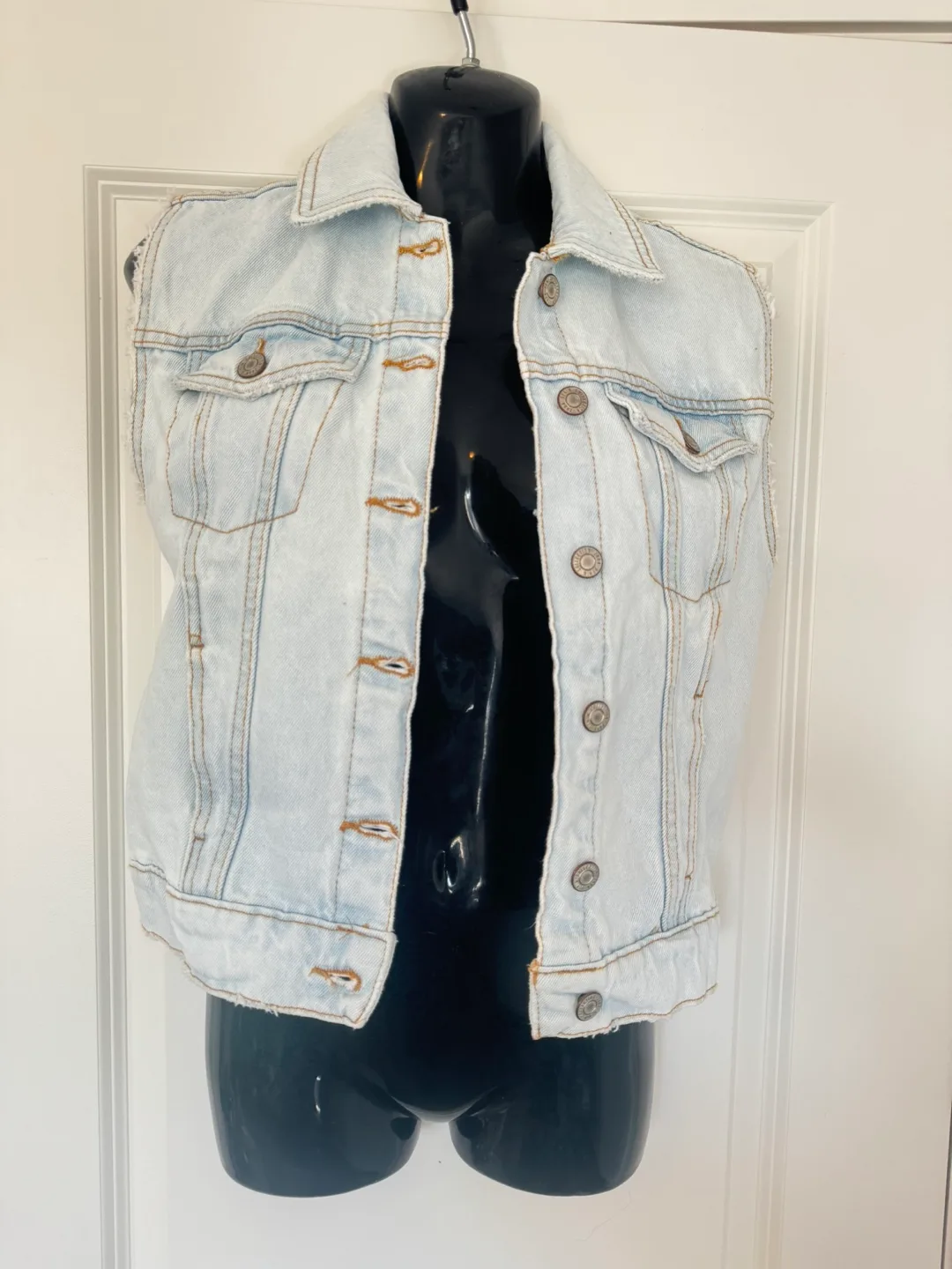 Zara new with tags Light Wash Denim Vest - 8-10 girls image indicator(3)