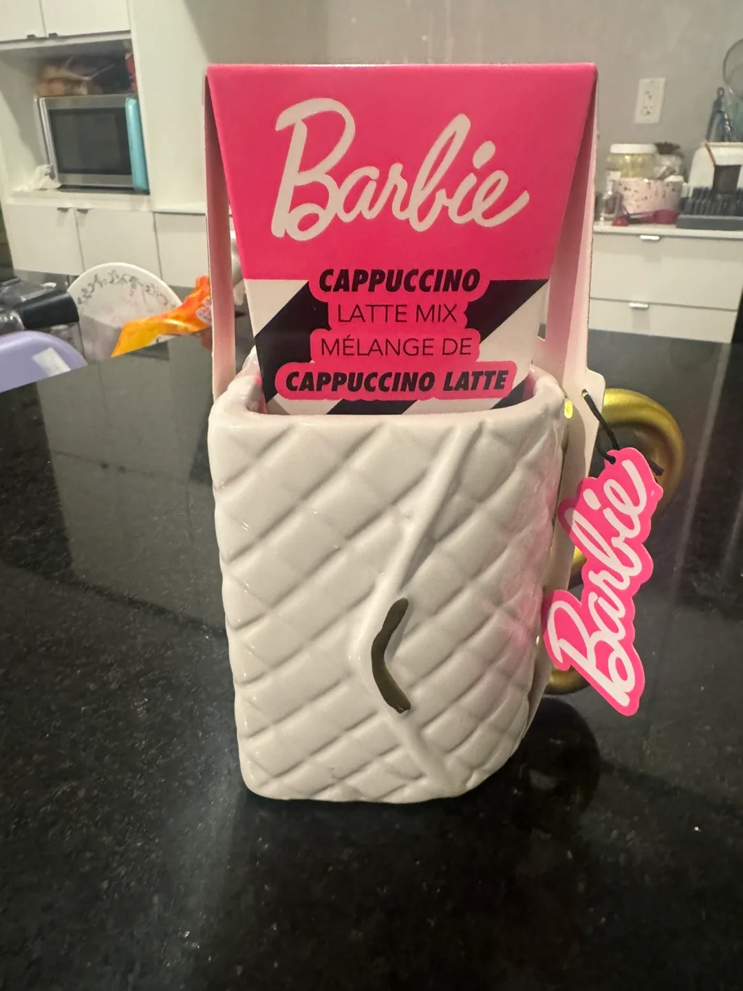 Barbie Handbag Mug with Cappuccino Latte Mix image indicator(7)