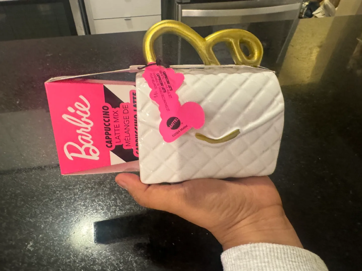 Barbie Handbag Mug with Cappuccino Latte Mix image indicator(9)