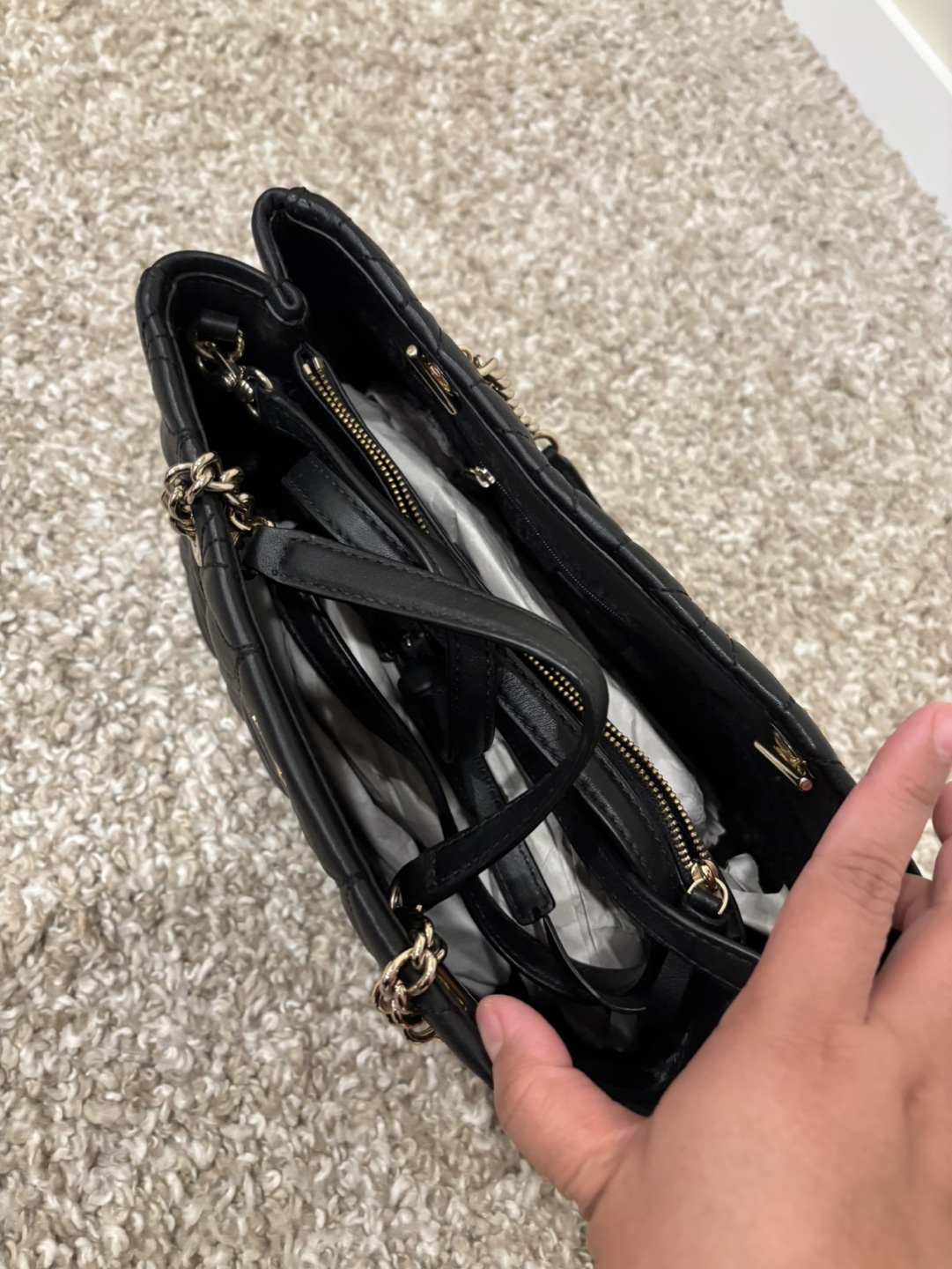 Kate Spade New York Black Quilted Leather Tote Bag - photo 2