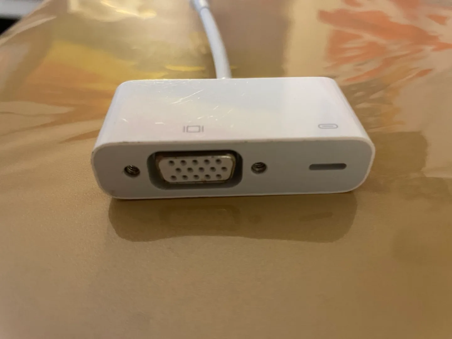 Apple Lightning toVGA Adapter + Charging Cable #free image indicator(4)