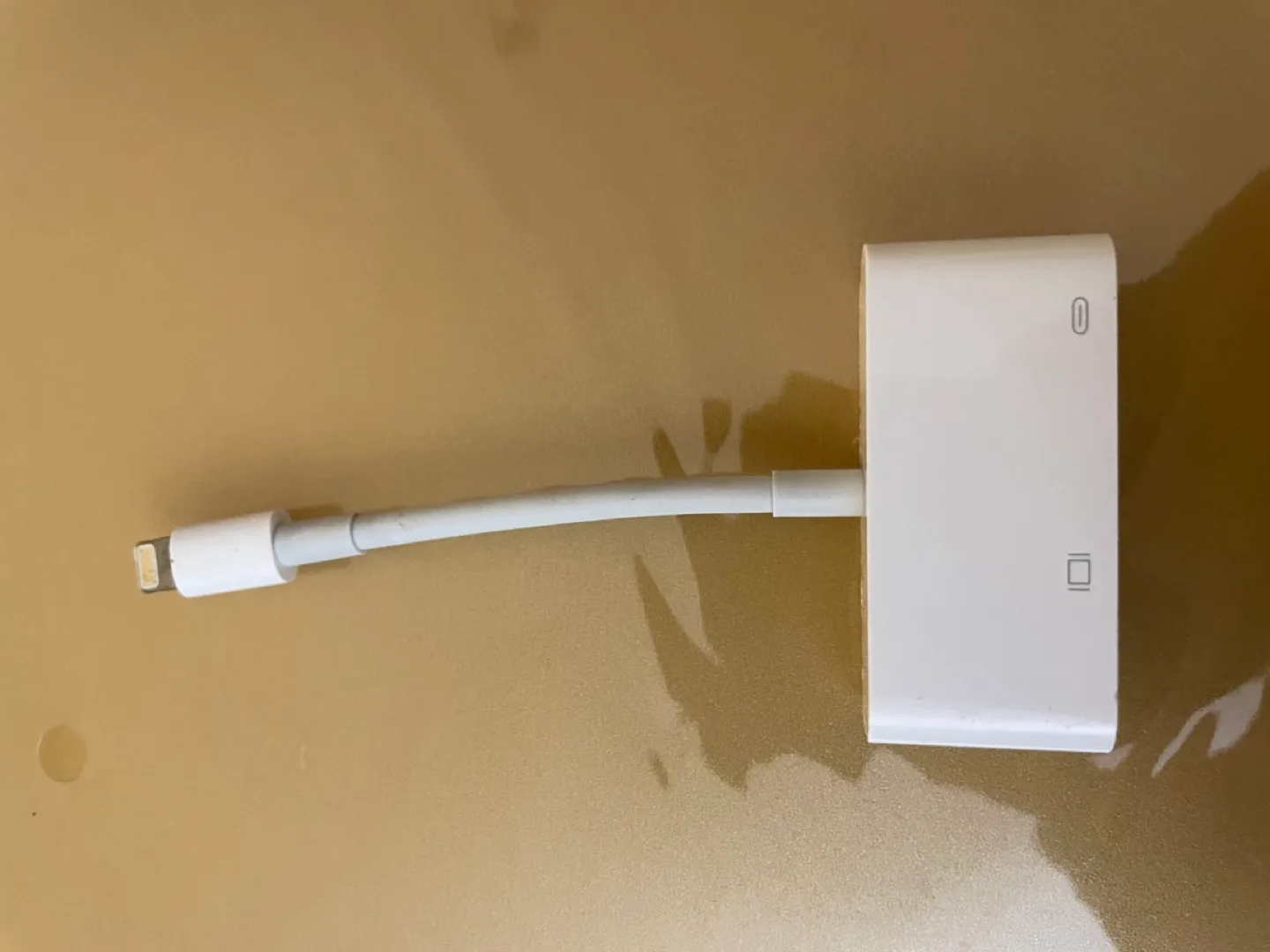 Apple Lightning toVGA Adapter + Charging Cable #free image indicator(3)