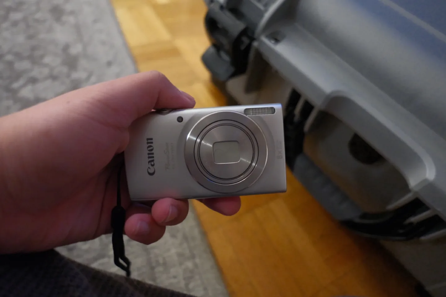 (Rare) Canon PowerShot ELPH 180 Digital Camera thumbnail