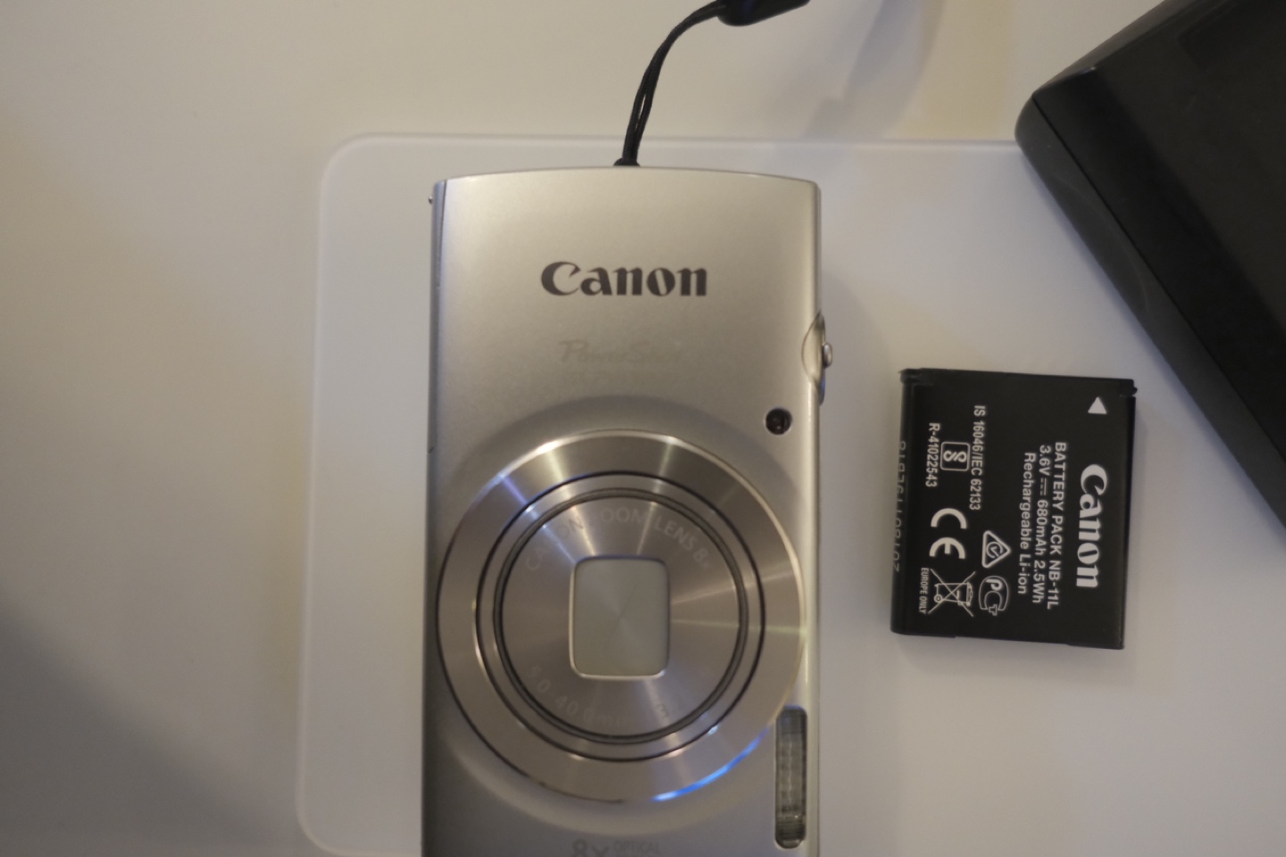 (Rare) Canon PowerShot ELPH 180 Digital Camera - photo 2
