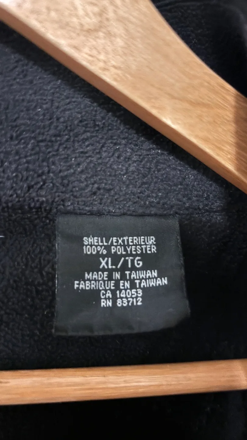 Fleece Vest - Size XL image indicator(2)
