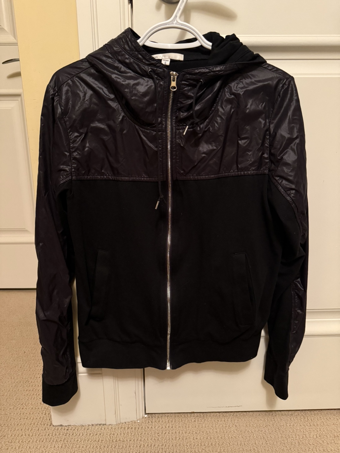 5cm Men’s Size Small Black Zip-Up Hoodie Jacket