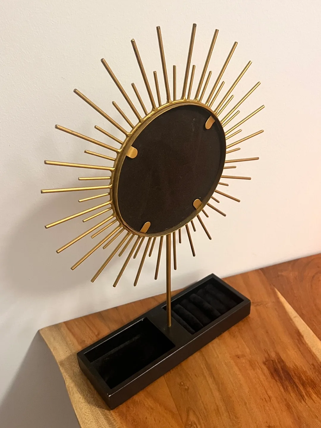 Gold Sunburst Jewellery Organizer with Mirror image indicator(3)