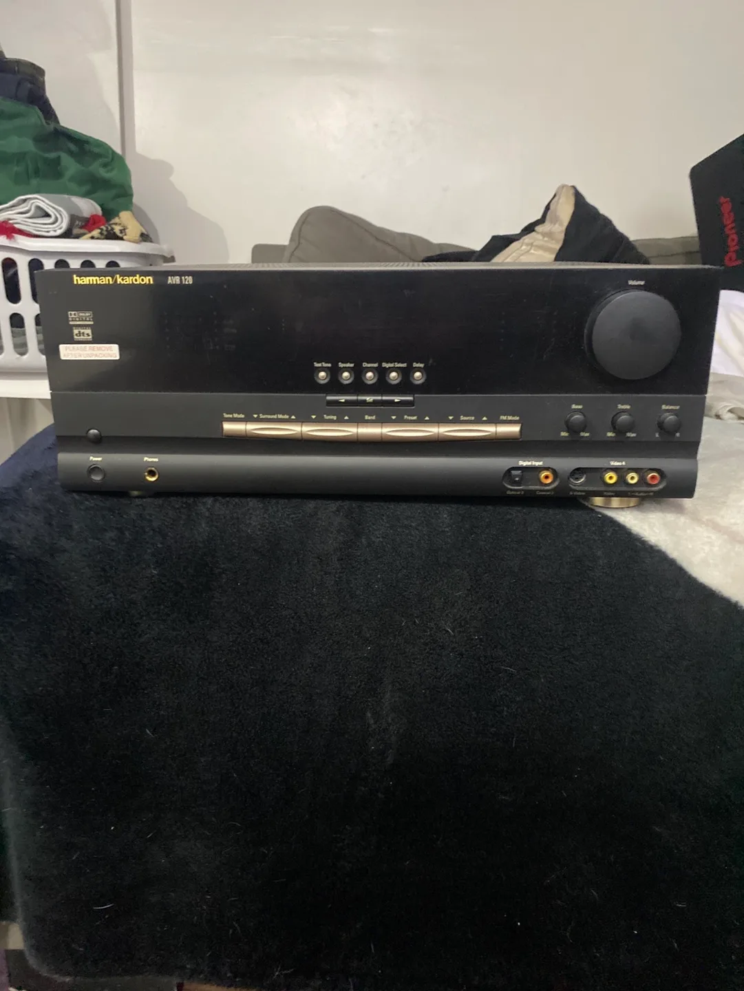 Harman Kardon AVR 120 Stereo Receiver thumbnail