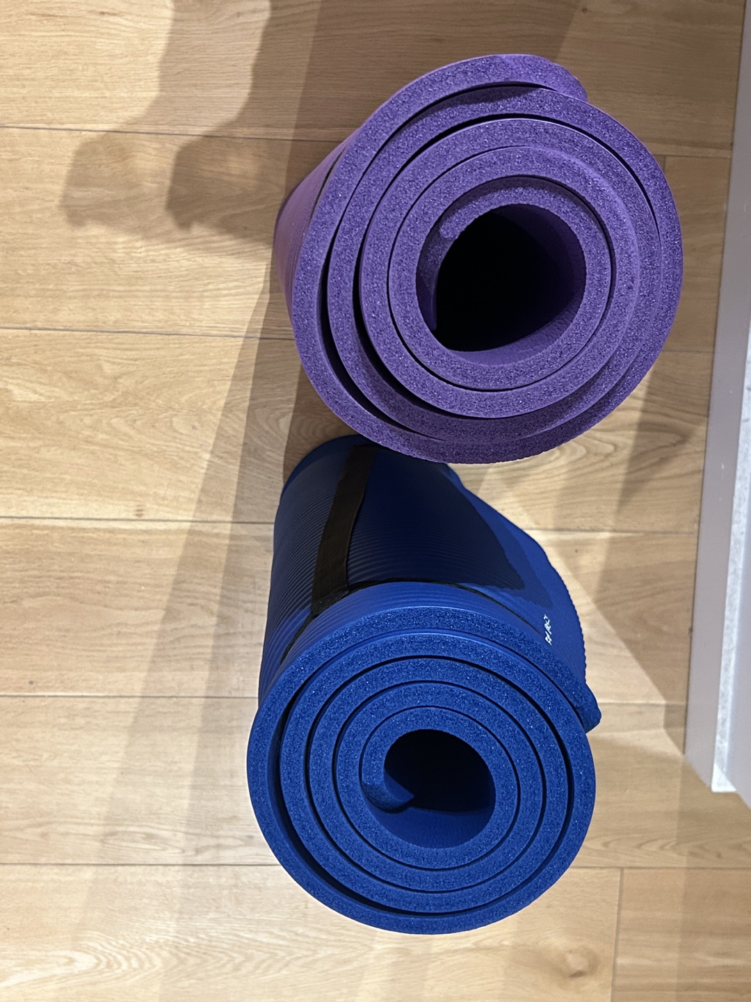 Amazon Basics 1/2-Inch Mat with Carrying Strap - photo 3