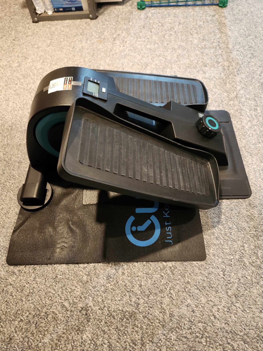 Cubii Jr. Under-Desk Elliptical - photo 4