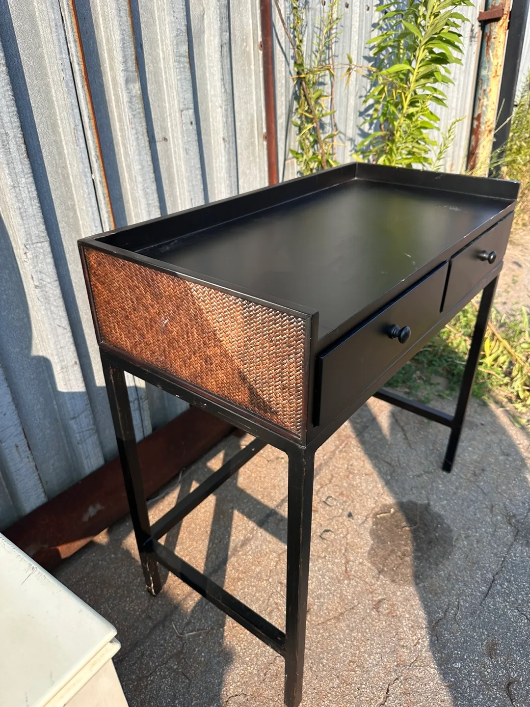 Black writing desk with woven detail image indicator(3)