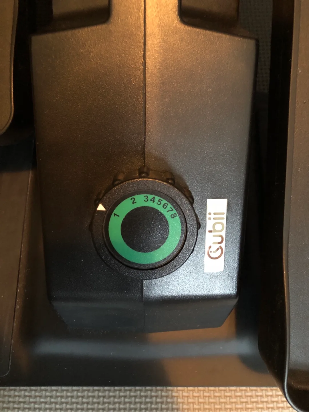 Cubii Jr. Under-Desk Elliptical Trainer image indicator(5)