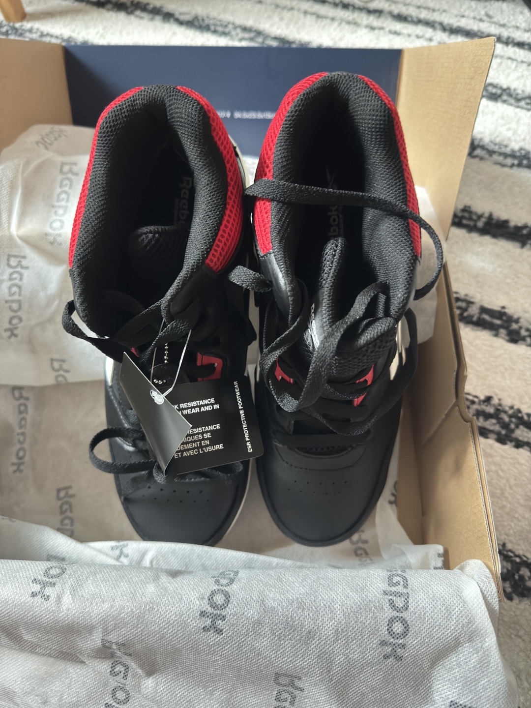 Reebok Boys' Black and Red High-Top Sneakers - Size 1 - photo 4