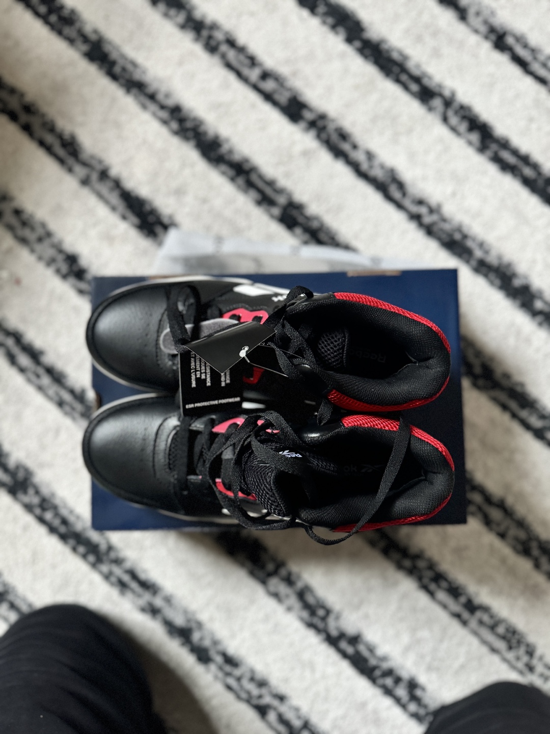 Reebok Boys' Black and Red High-Top Sneakers - Size 1 - photo 2