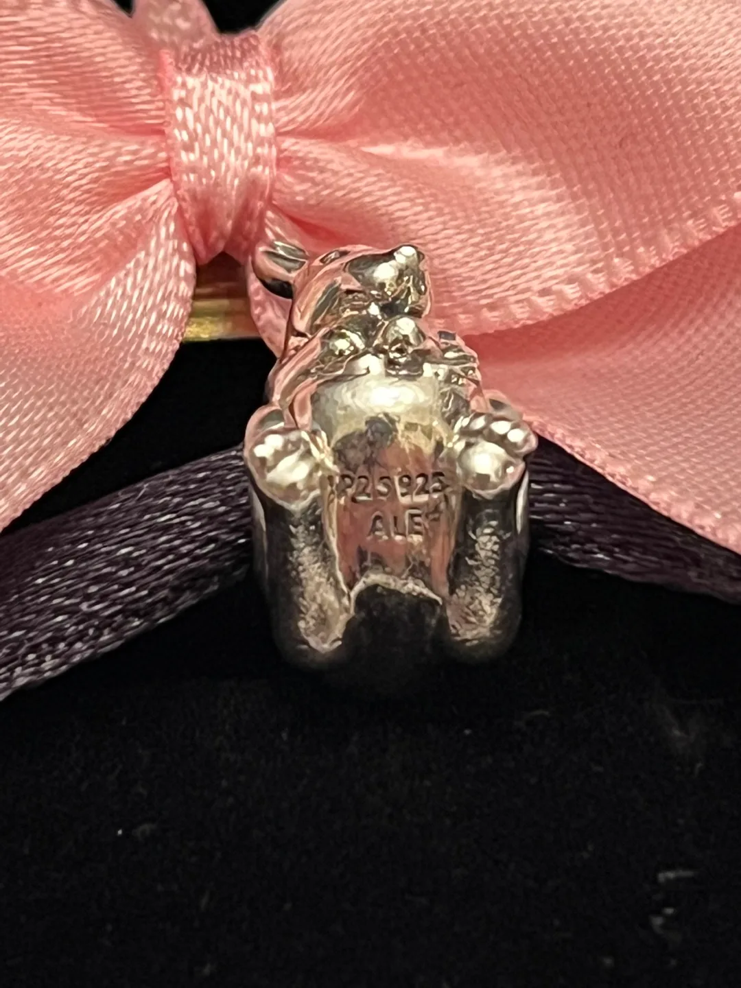 Pandora Kangaroo charm image indicator(2)