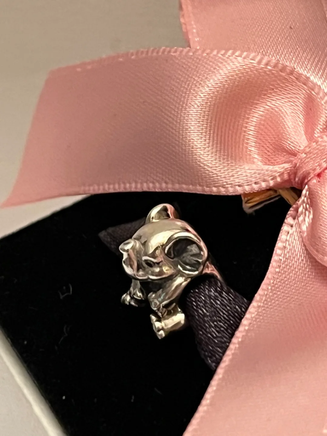 Pandora Elephant charm image indicator(4)