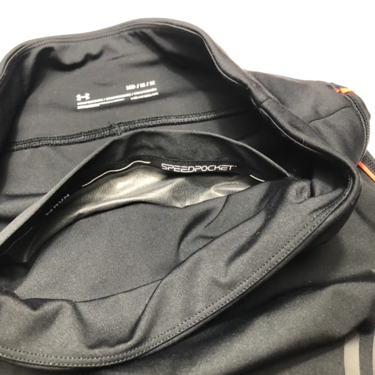 Under Armour HeatGear Compression Leggings - Size Medium image indicator(6)