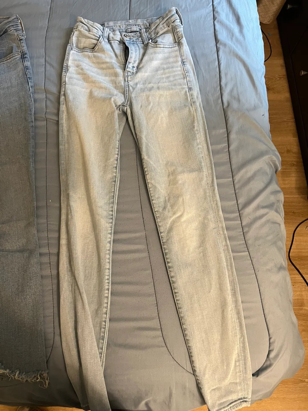 Girl denim image indicator(2)