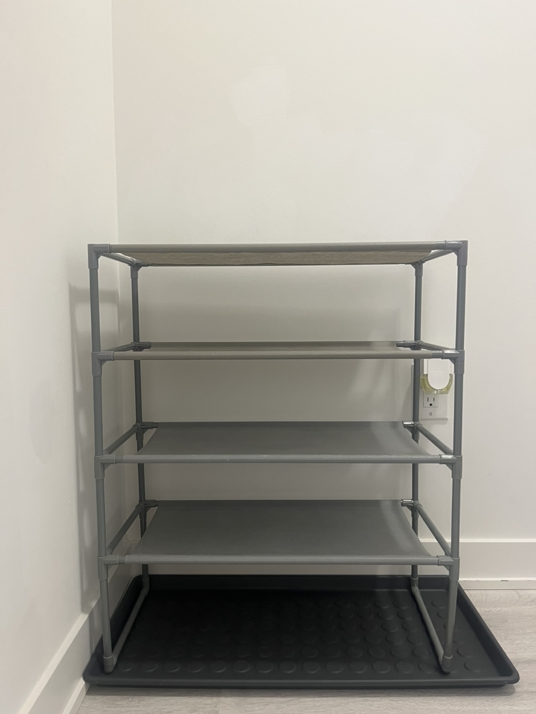 Shoe rack