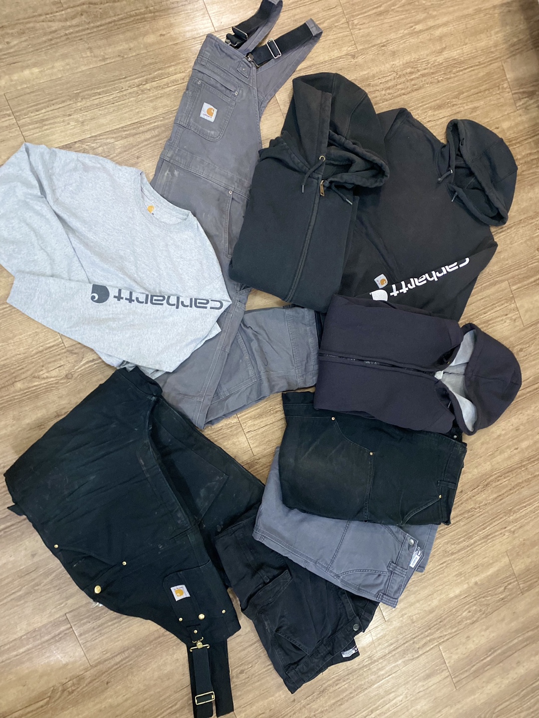 Carhartt Workwear Bundle: Hoodies, Overalls & Pants - photo 3