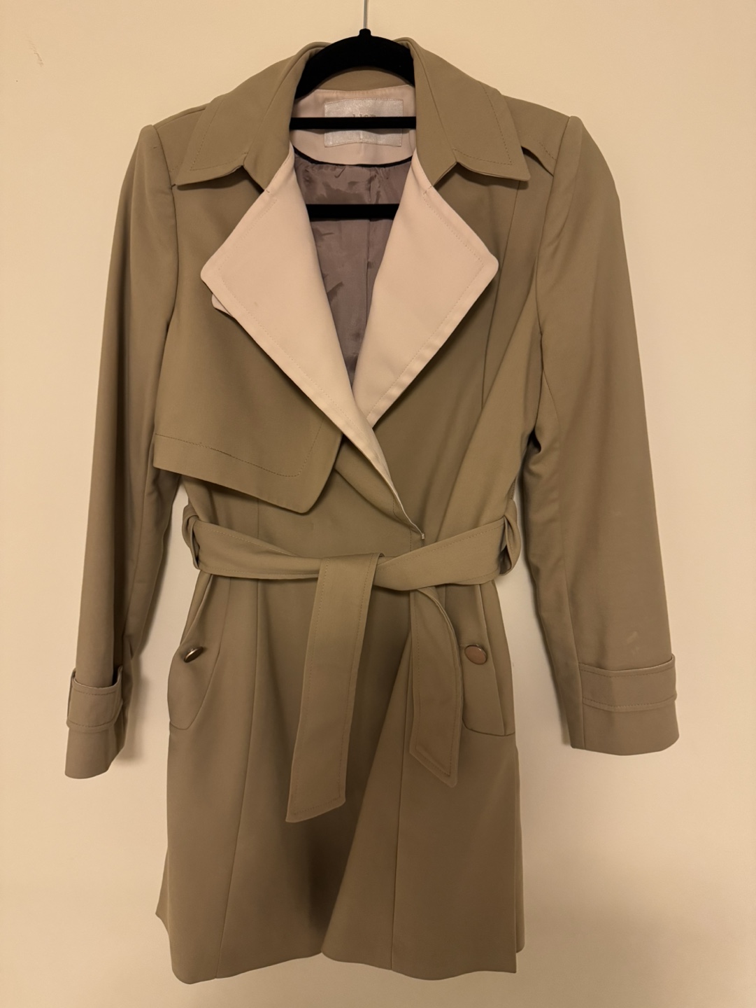 Women's Beige Trench Coat with Contrast Collar - photo 2