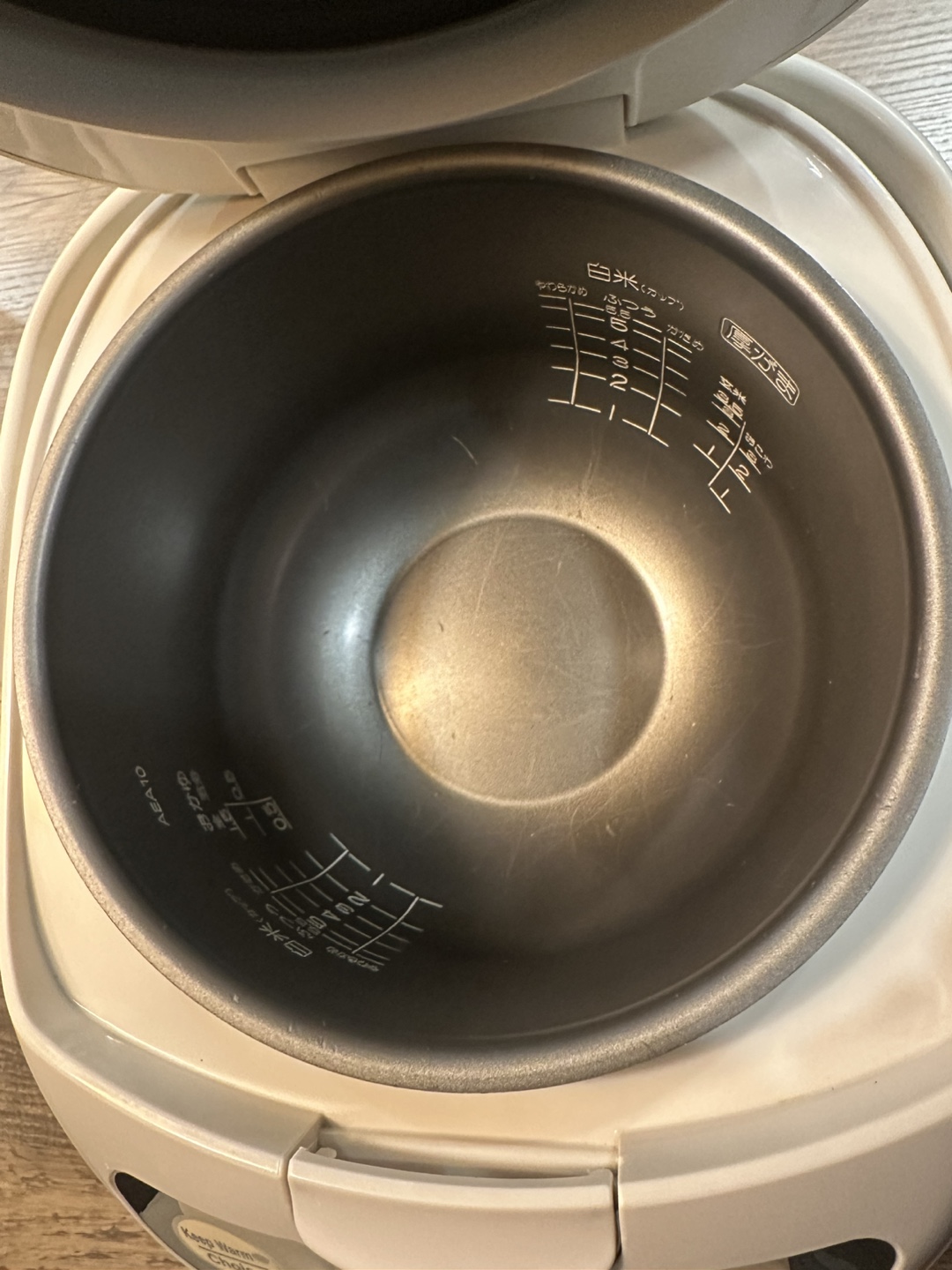 Tiger JAX-S10U Rice Cooker - photo 2