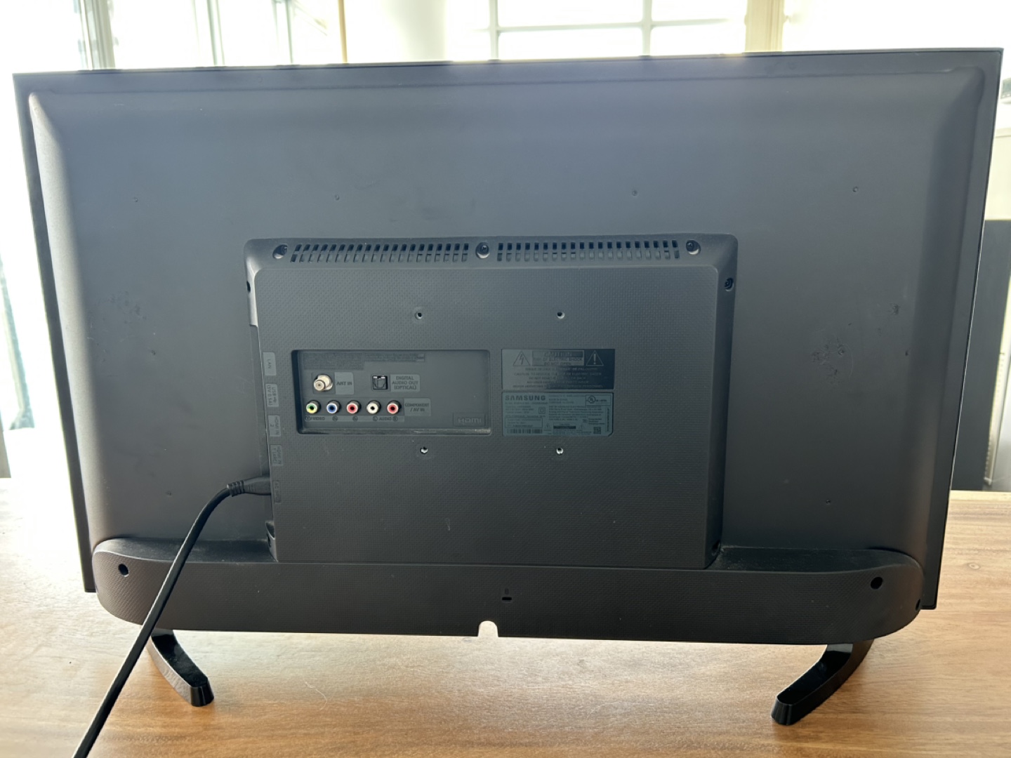 Samsung 32-inch Smart TV - photo 3