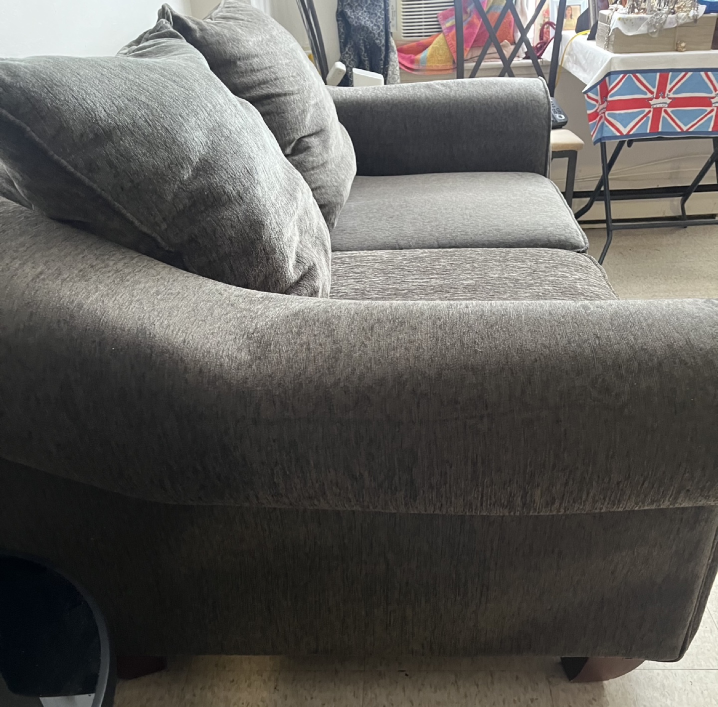 Brown Loveseat - photo 4