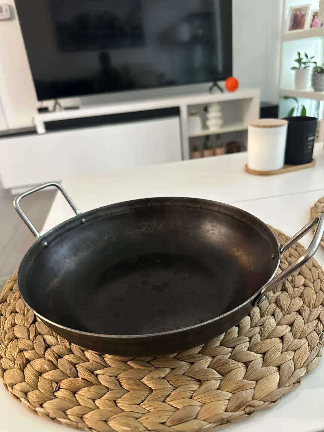 cast sheet iron frying pan (set of 3) image indicator(3)