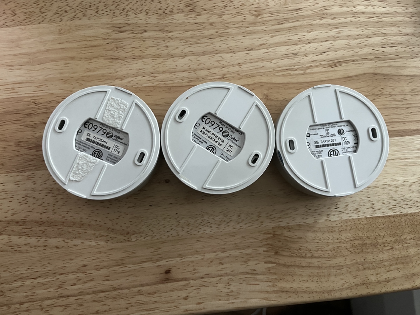 3 Philips Hue Tap Switches - photo 2