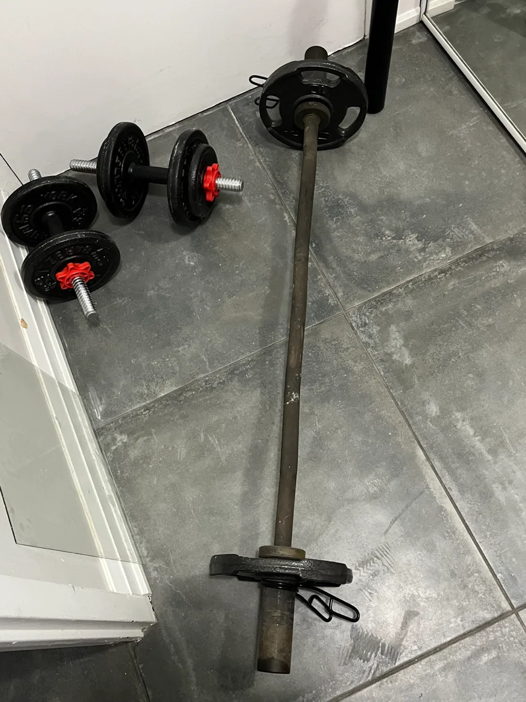 Home Gym Weight Set - Dumbbells & Barbells image indicator(2)