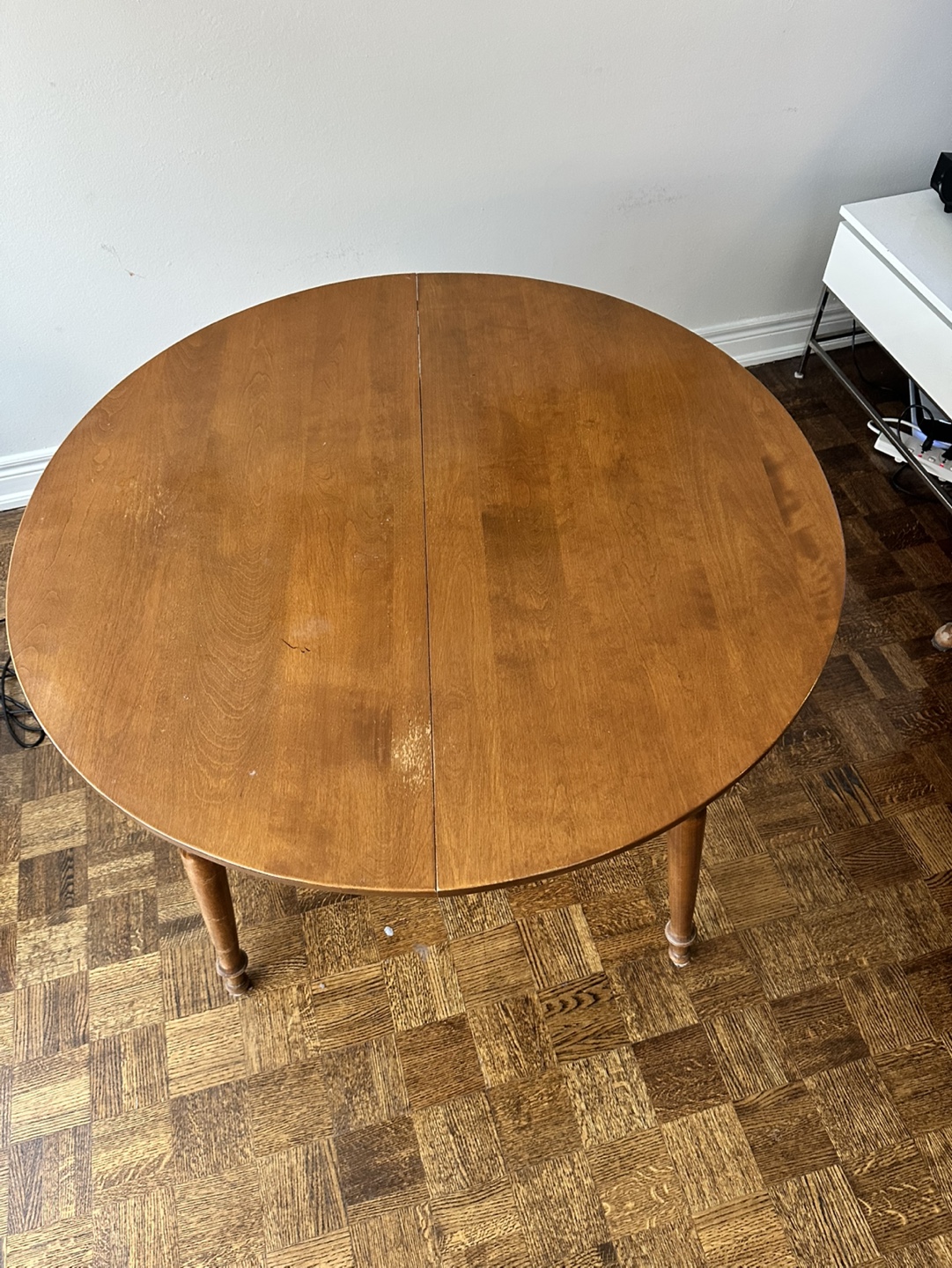 Round Wooden Drop-Leaf Table with extension - photo 4