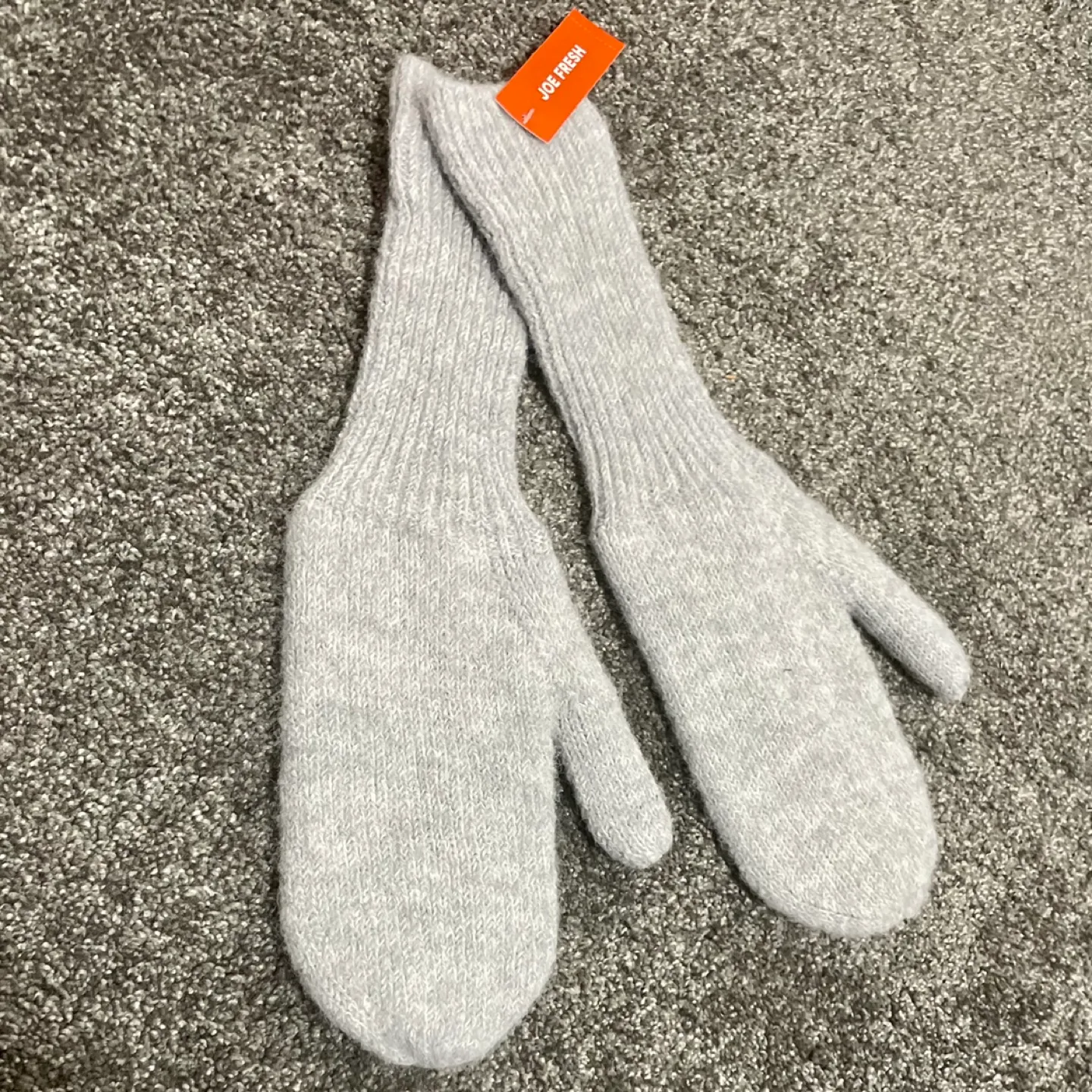 Joe Fresh Brand New Mittens image indicator(3)