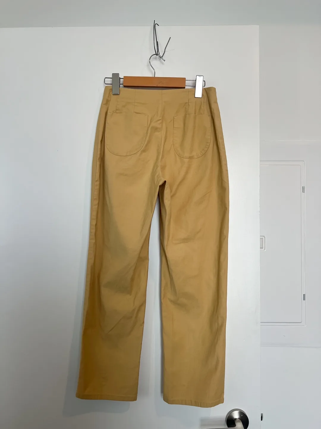 Uniqlo Beige / Mustard Yellow High-Waisted pants image indicator(6)