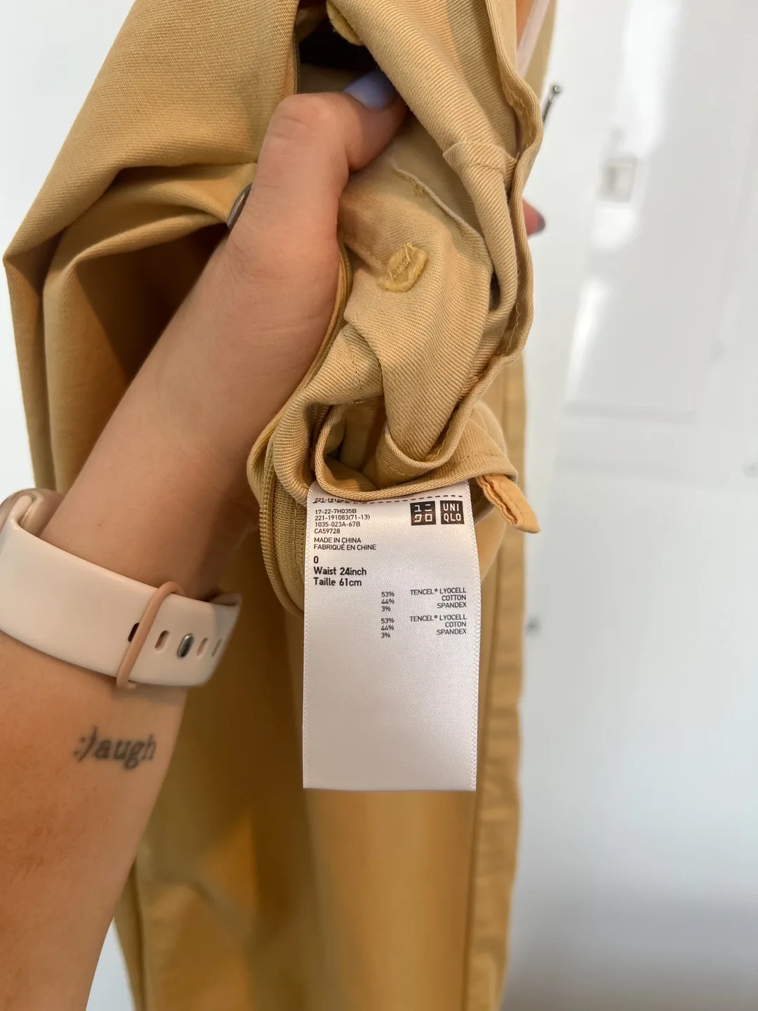 Uniqlo Beige / Mustard Yellow High-Waisted pants image indicator(5)