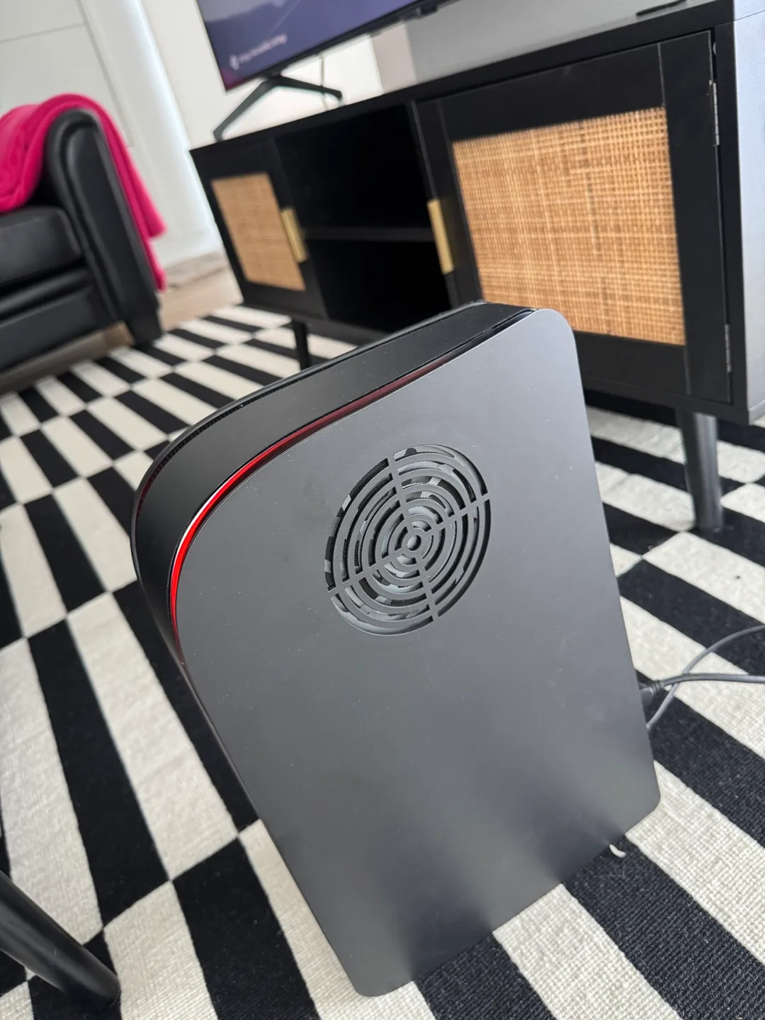 PS5 Console and Controller Bundle image indicator(2)