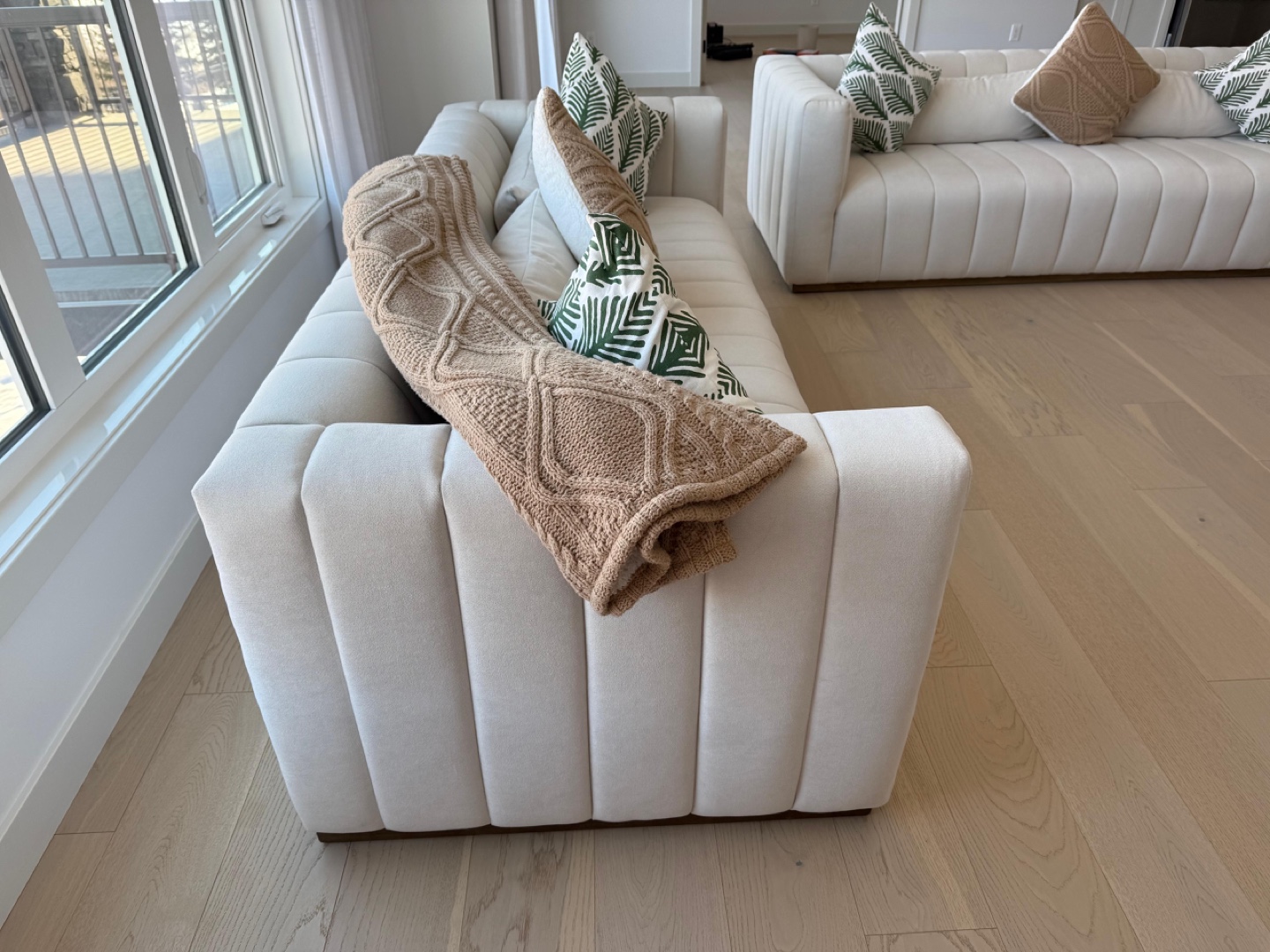 Cream Sofa - photo 5