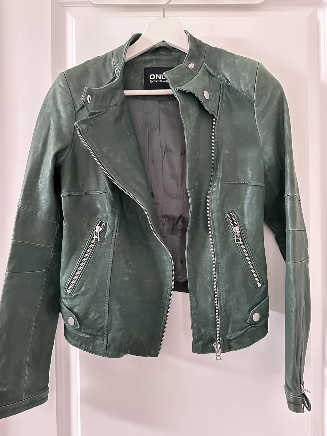 ONLY Green genuine Leather Jacket - Size Small image indicator(3)