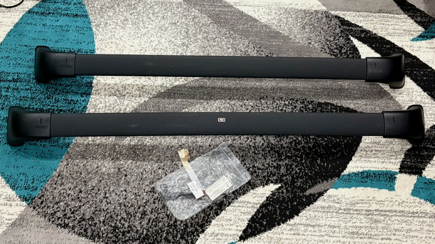 OEM Toyota Highlander Crossbar 2014-2019 - photo 4