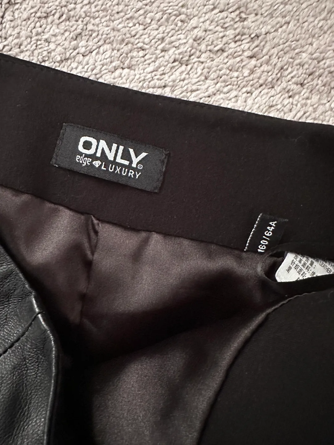 ONLY Black Genuine Leather Pencil mini Skirt image indicator(2)