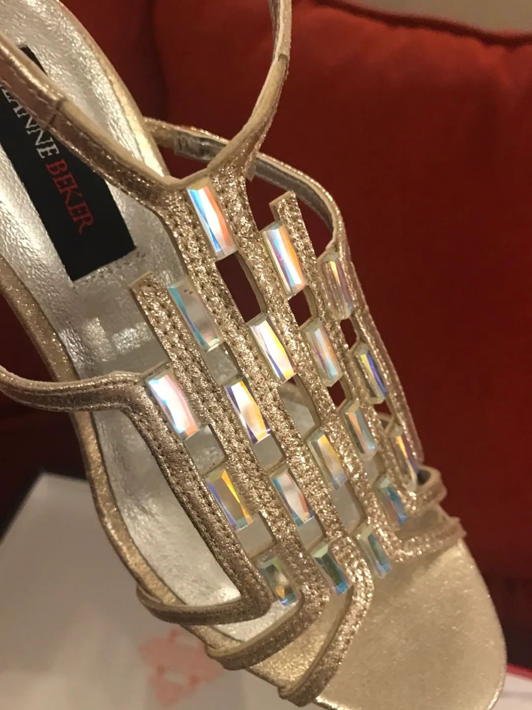 Jeanne Becker Gold Glitter High Heels Sz 7.5 B image indicator(4)