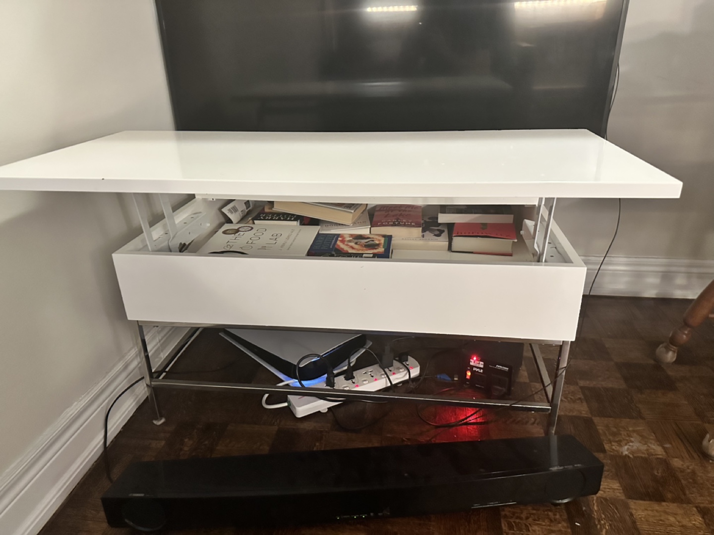 White Lift-Top Coffee Table with Storage - photo 5