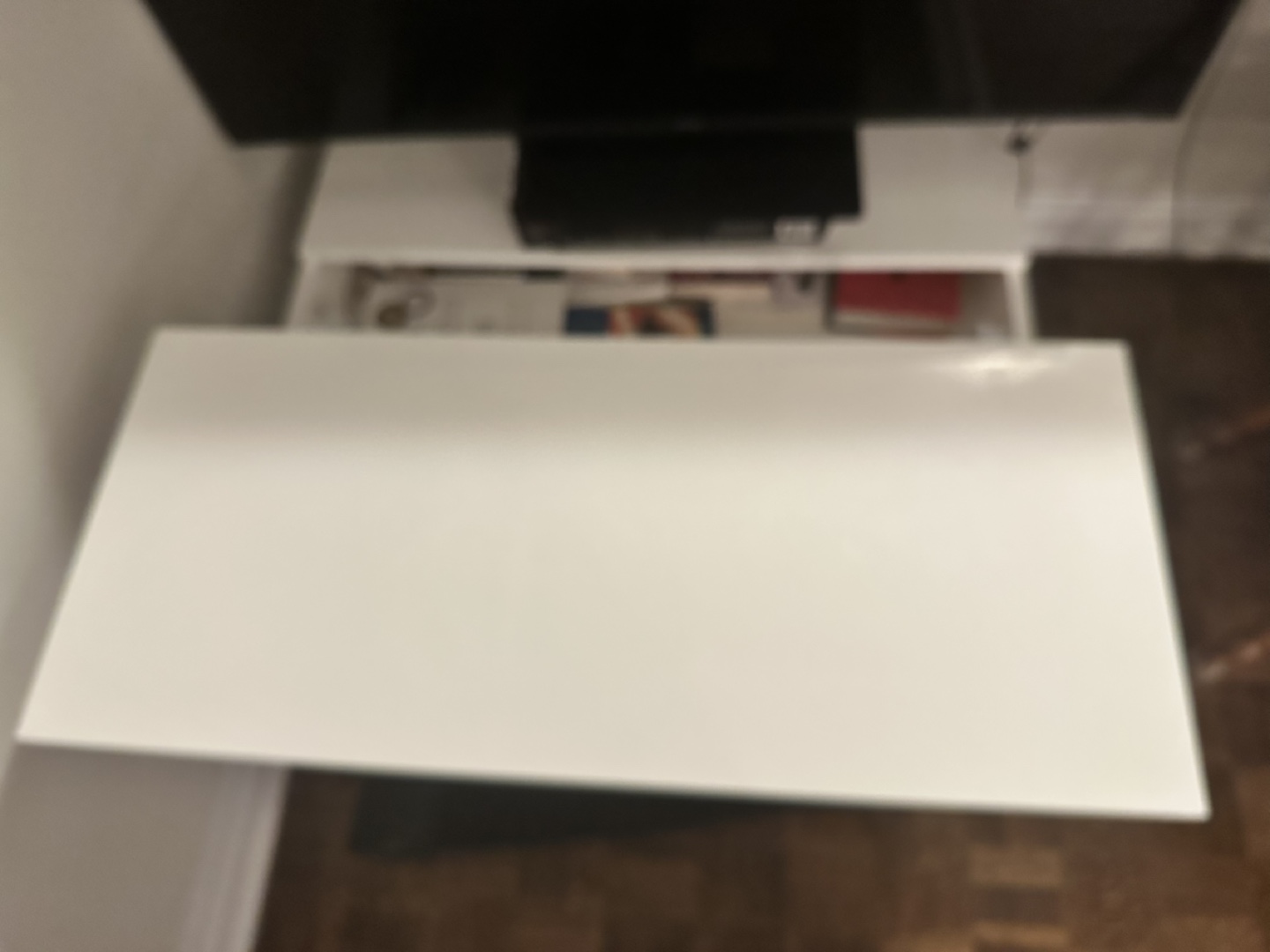 White Lift-Top Coffee Table with Storage - photo 4